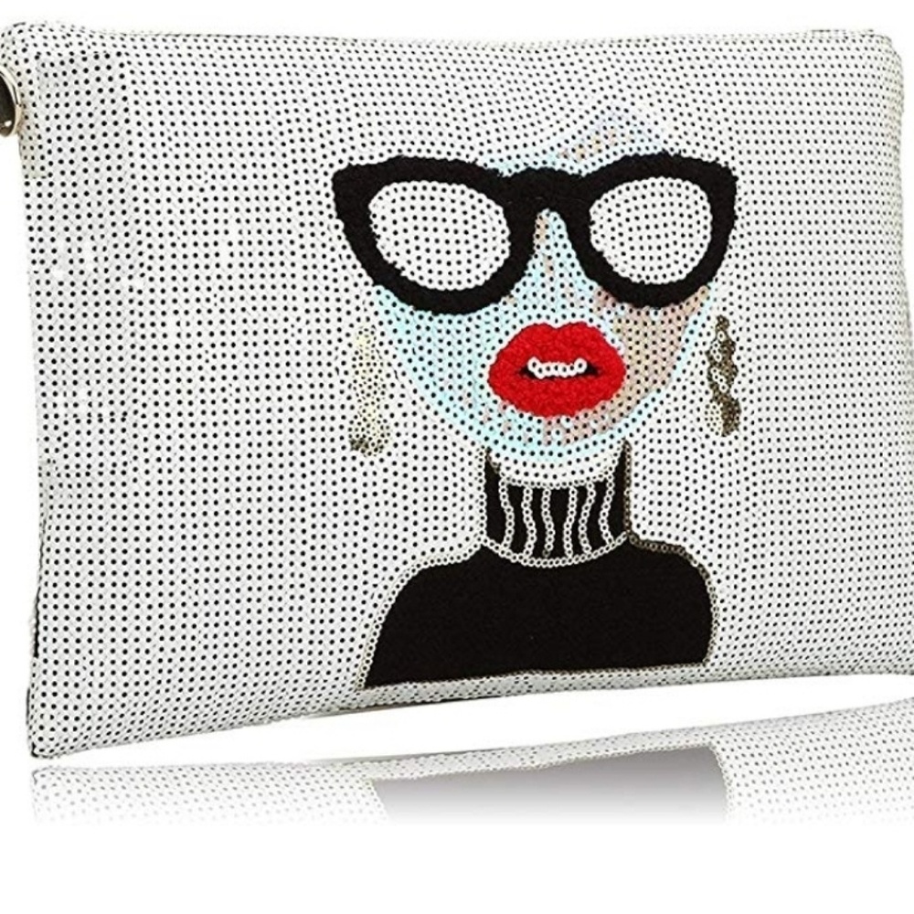 Clutch purse
